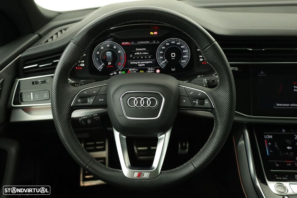 Audi Q8 55 TFSIe quattro Tiptronic - 16