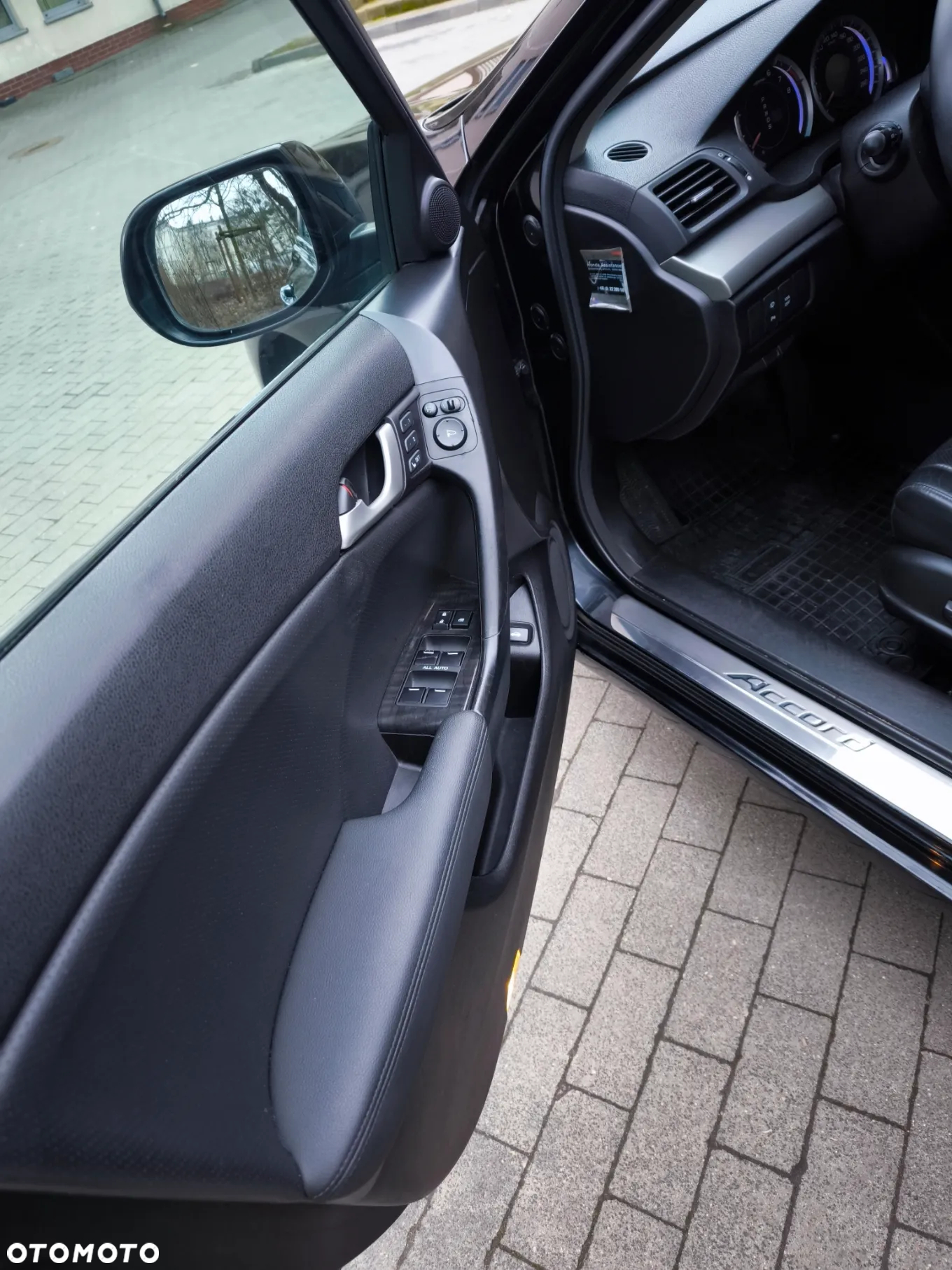 Honda Accord 2.4 Executive - 12