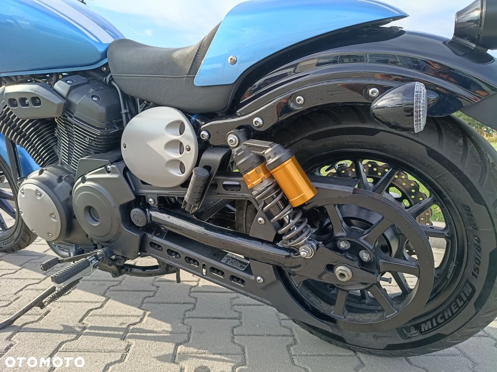 Yamaha XVS - 4