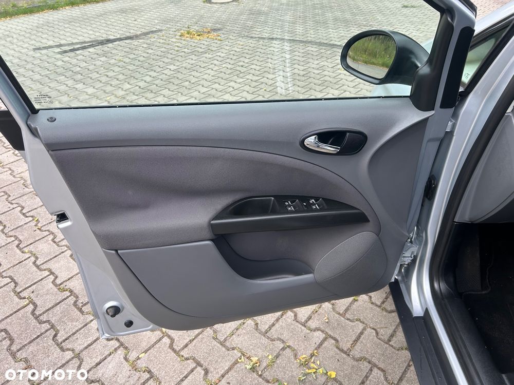 Seat Altea 1.6 Reference - 12