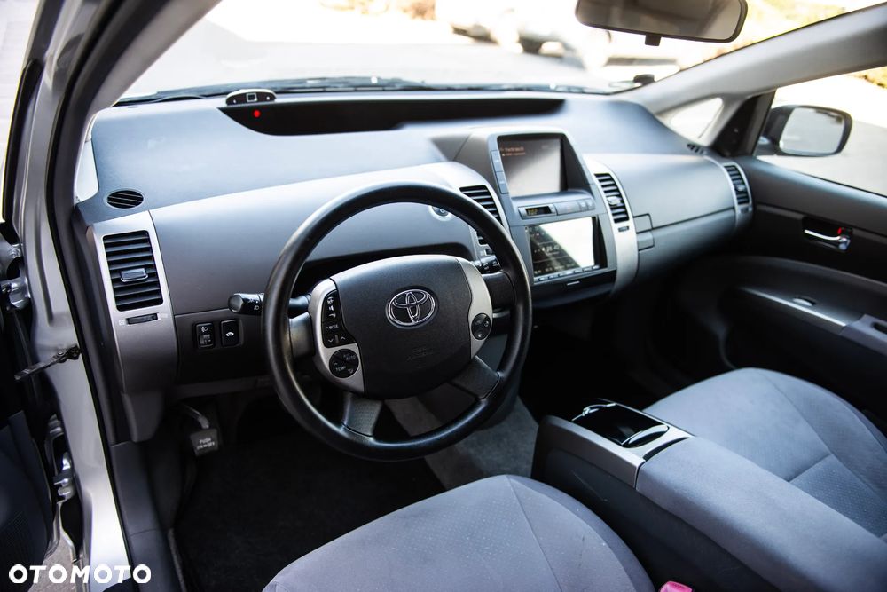 Toyota Prius 1.5 VVT-i Prestige - 18