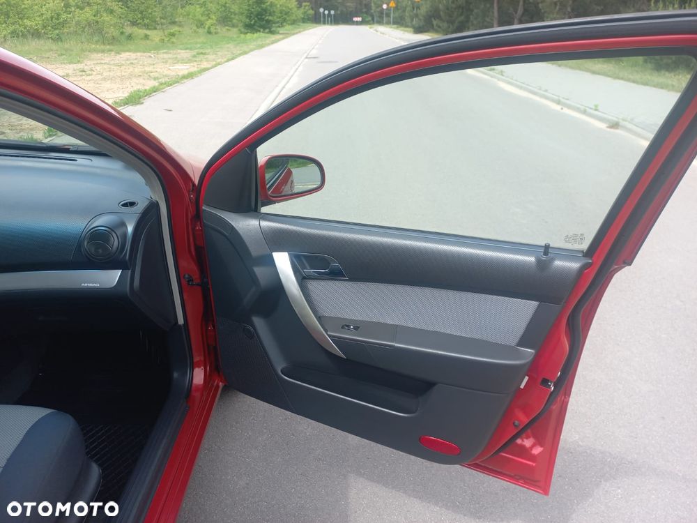 Chevrolet Aveo 1.4 LT - 14