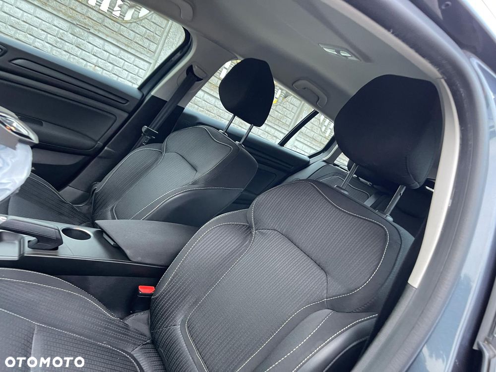 Renault Megane BLUE dCi 115 EDC INTENS - 23