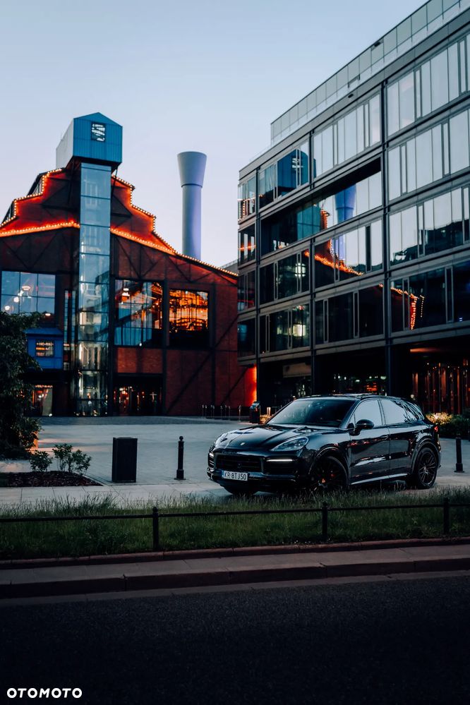 Porsche Cayenne GTS - 12