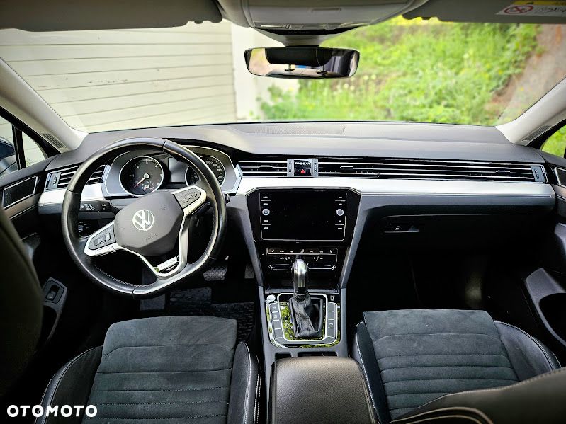 Volkswagen Passat 2.0 TDI Business DSG - 10