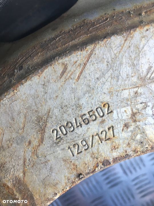 FELGA FELGI 17,5 6 SZPILEK RENAULT VOLVO - 3