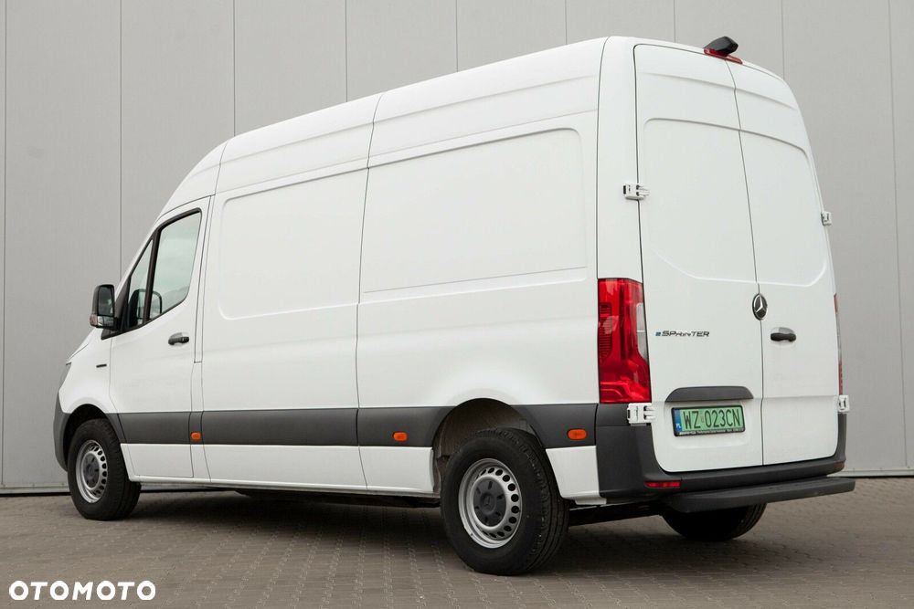 Mercedes-Benz eSprinter - 8