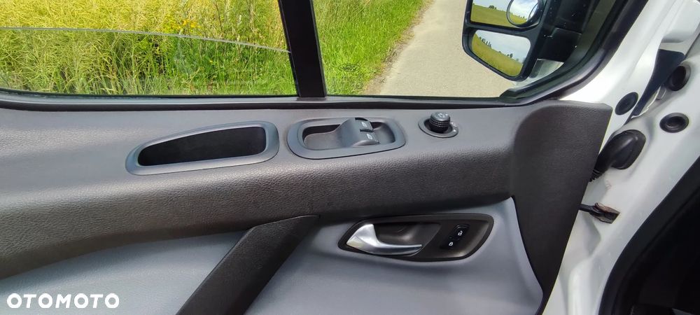 Ford Transit Custom - 10