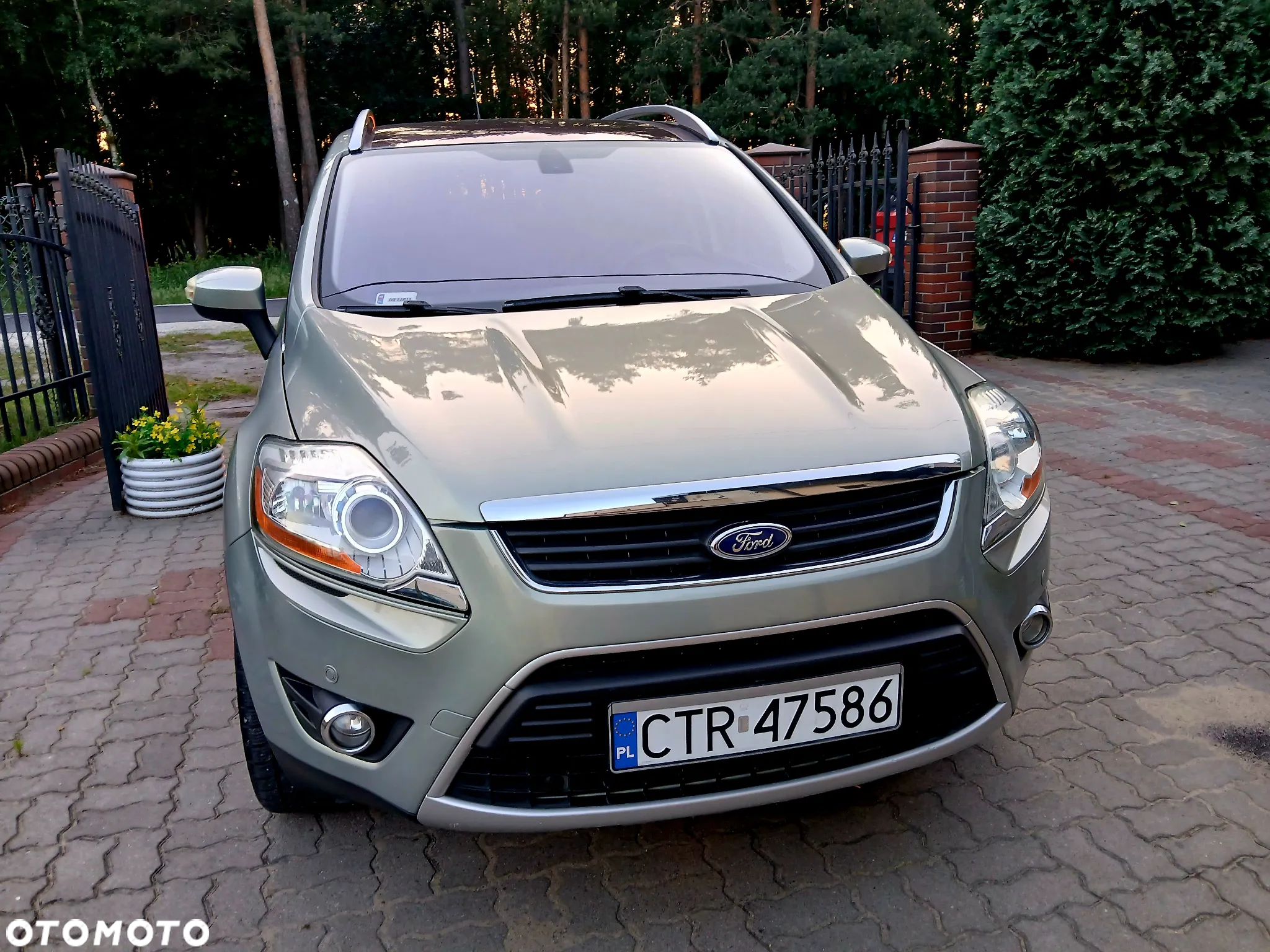 Ford Kuga - 21