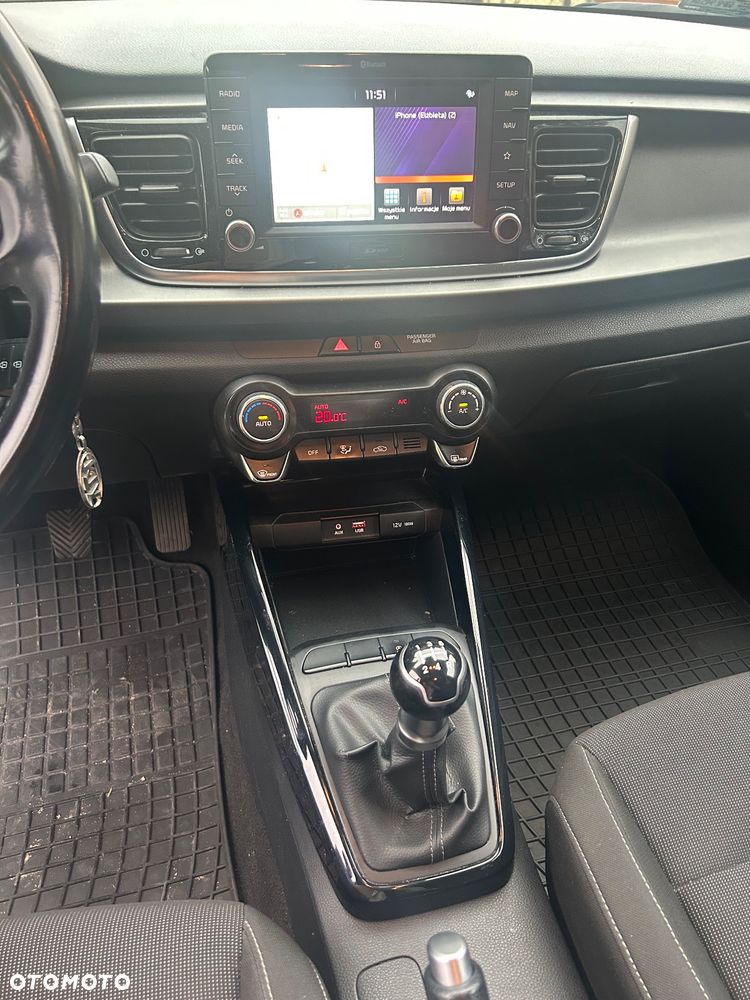 Kia Rio 1.2 Business Line Plus - 9