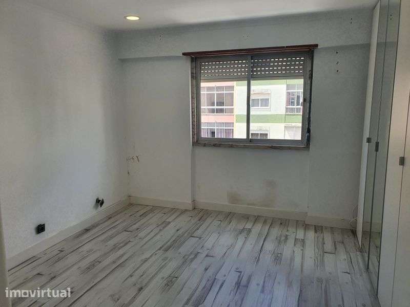 T1 casal de São Brás Amadora entrada 1 de julho - Grande imagem: 5/8