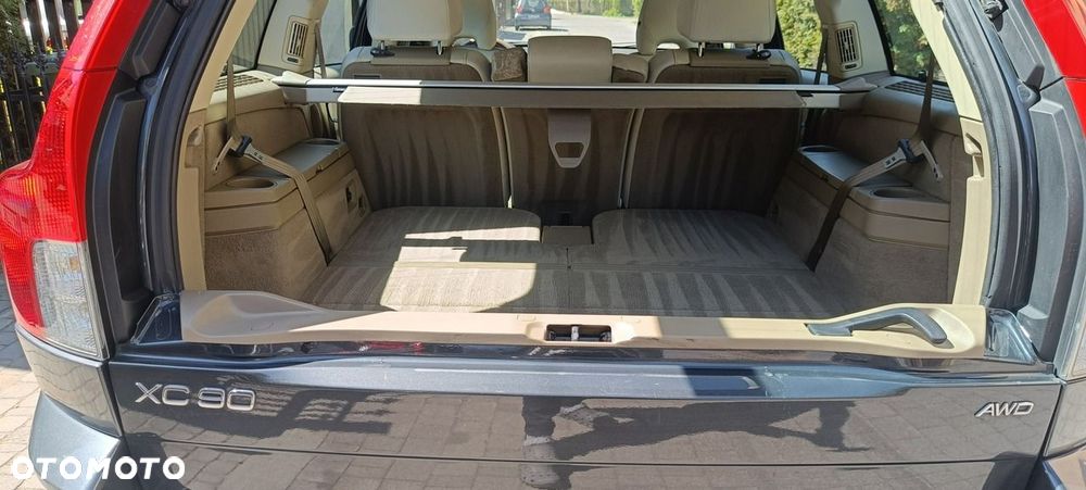Volvo XC 90 D5 AWD Geartonic Summum - 26