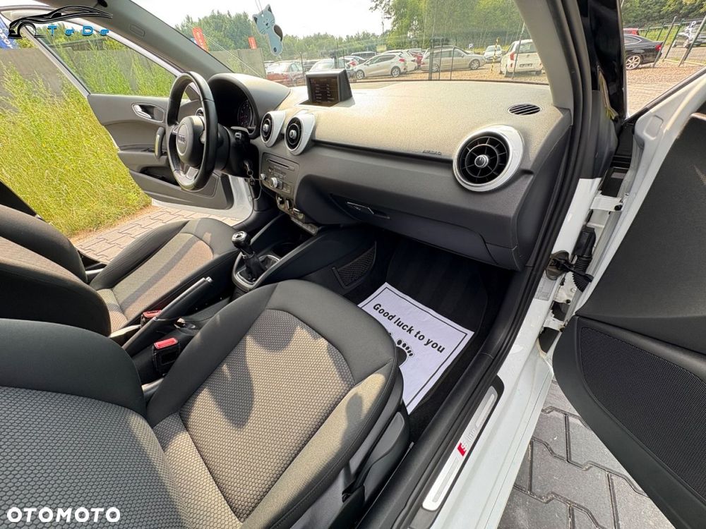 Audi A1 Sportback 1.2 TFSI S line edition m S line Sportpaket - 21