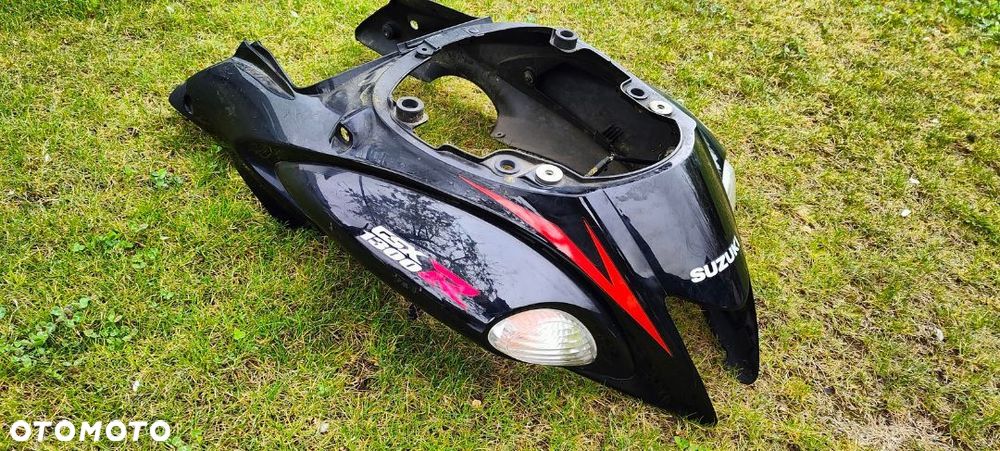SUZUKI GSX1300R HAYABUSA Ogon zadupek Owiewka kierunkowskaz tył 2008- - 1