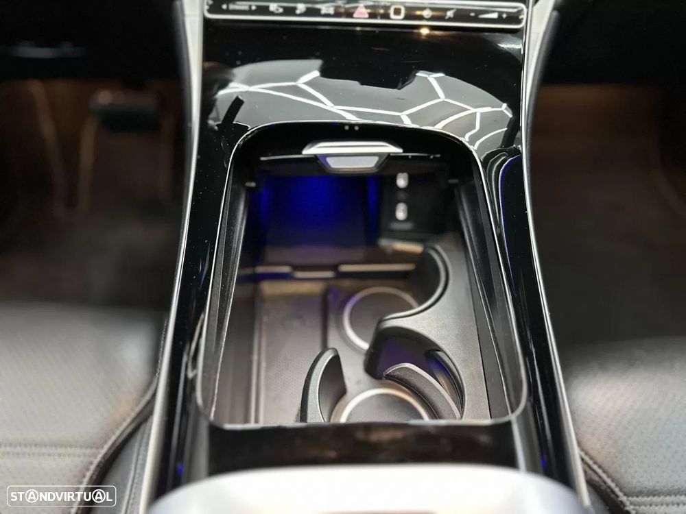 Mercedes-Benz GLC 300 e 4Matic - 36