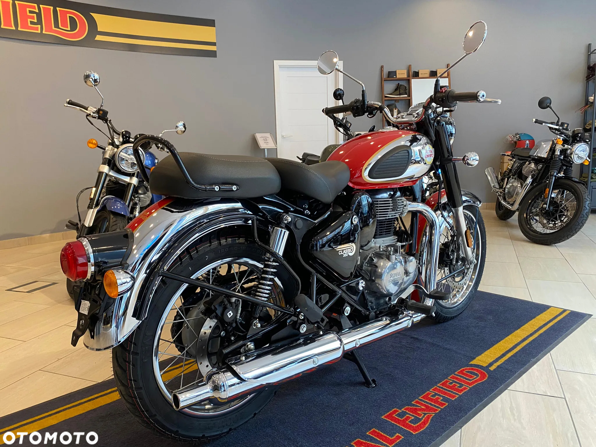 Royal Enfield Classic - 13