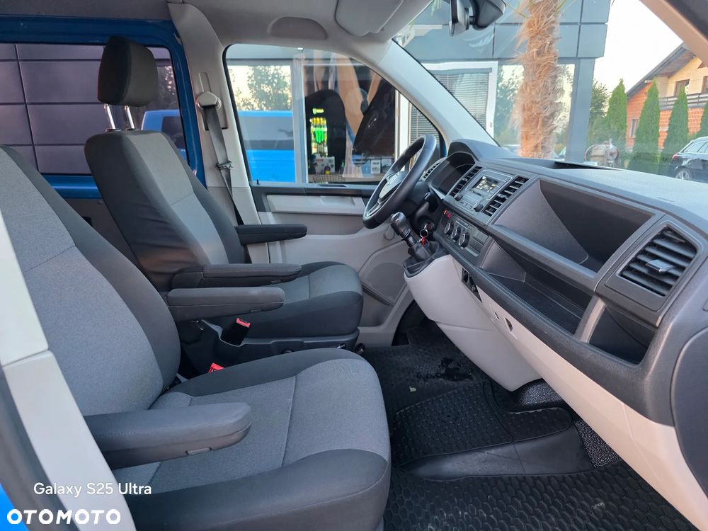 Volkswagen Transporter - 28