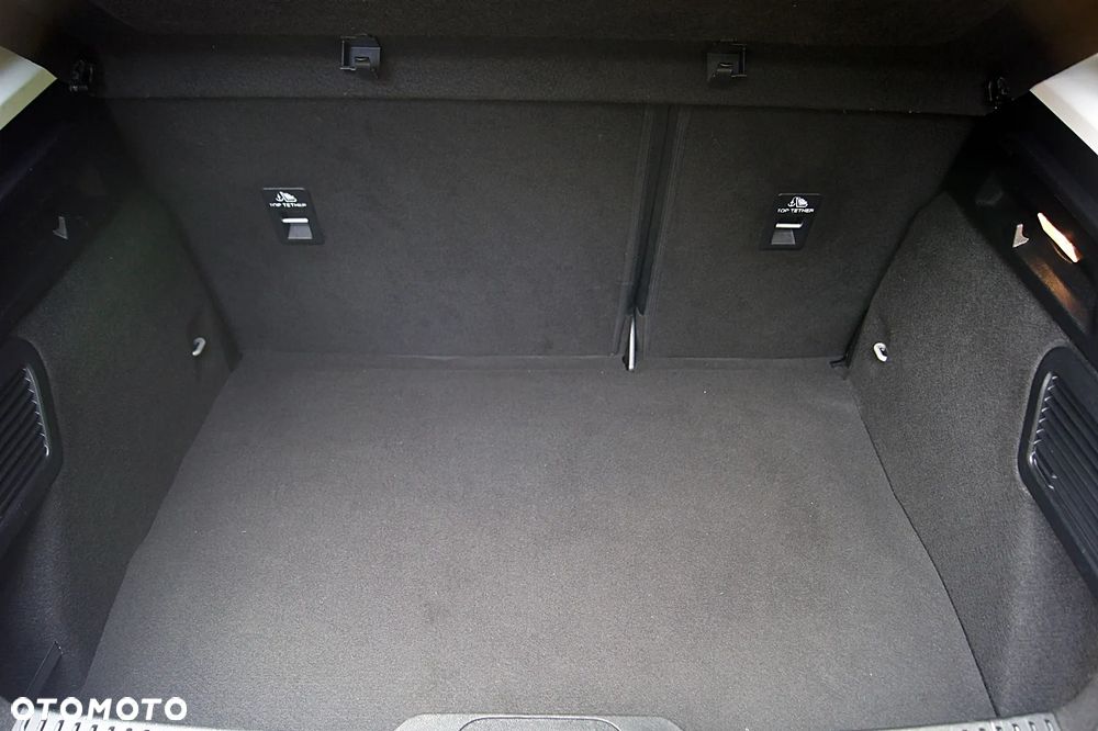 Ford Focus 1.5 EcoBlue Start-Stopp-System COOL&CONNECT DESIGN - 35