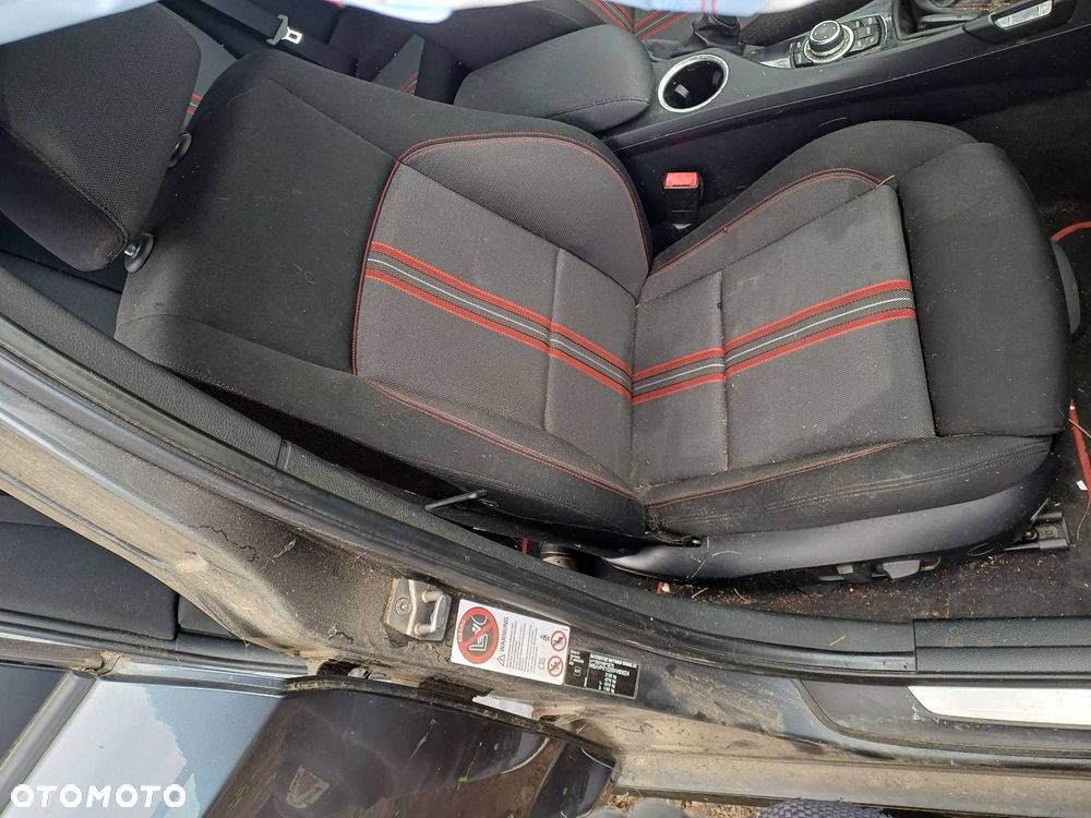 FOTELE KOMPLET LEWY PRAWY KANAPA TYŁ + BOCZKI BMW X1 E84 - 8