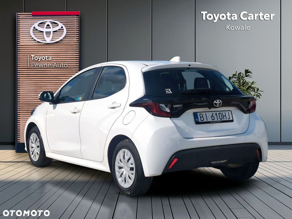 Toyota Yaris - 4