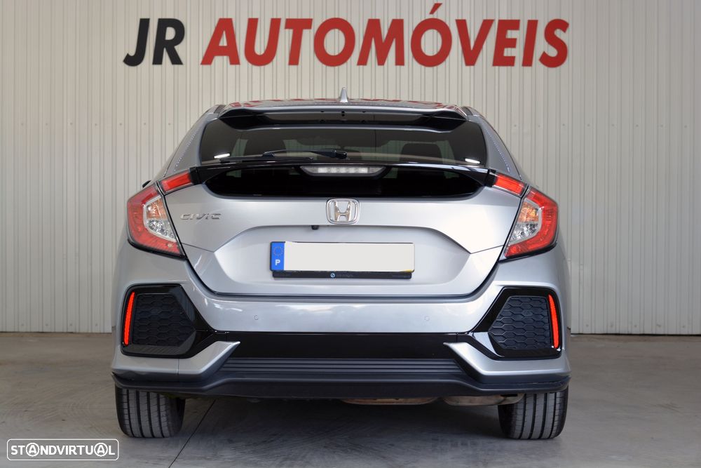 Honda Civic 1.0 i-VTEC Executive Premium CVT - 5