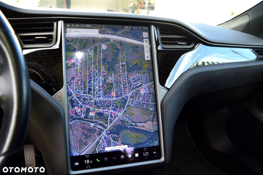 Tesla Model S - 27