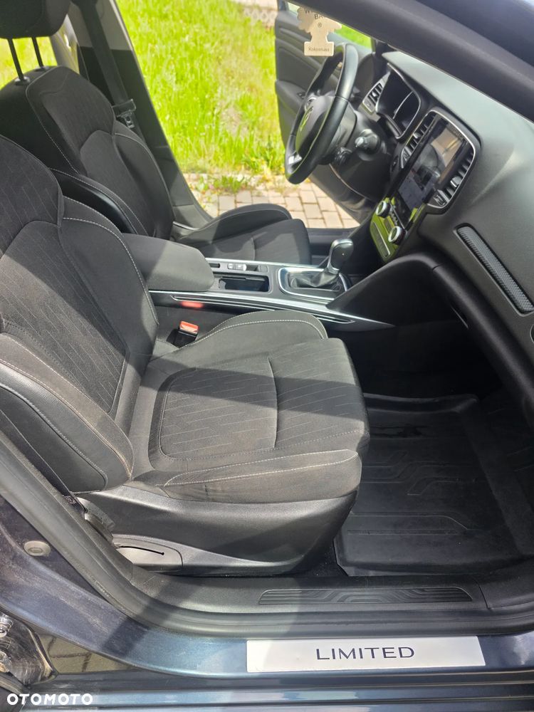 Renault Megane 1.3 TCe FAP Limited EDC - 28