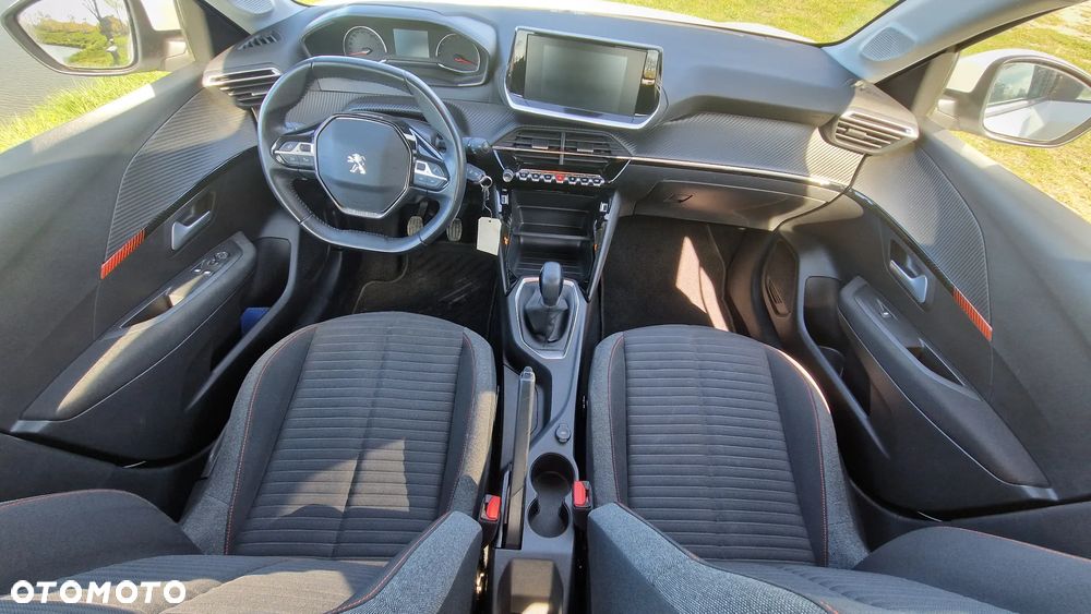 Peugeot 208 PureTech 75 Allure - 5