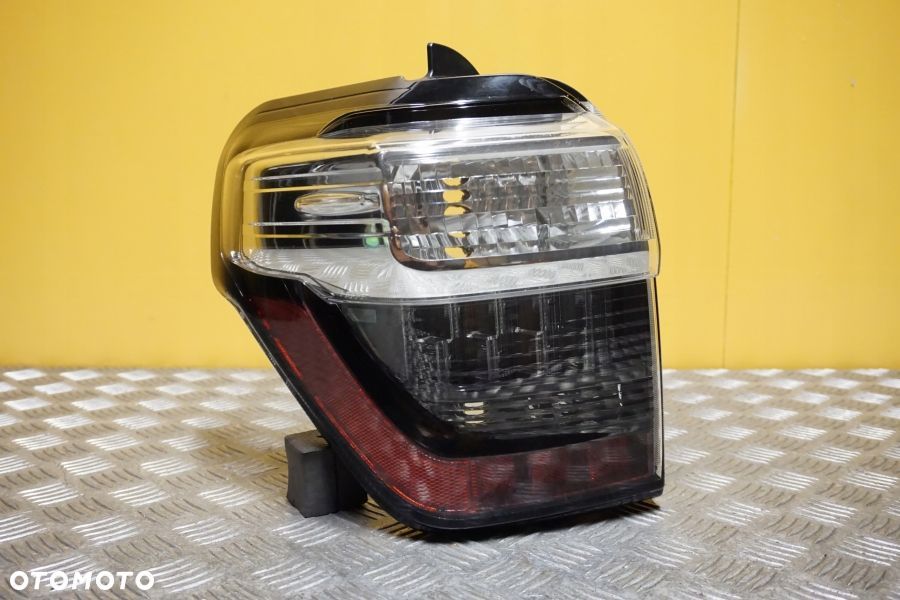 TOYOTA 4RUNNER 2014 - 2021 LAMPA TYŁ LEWA LED TYLNA USA - 1