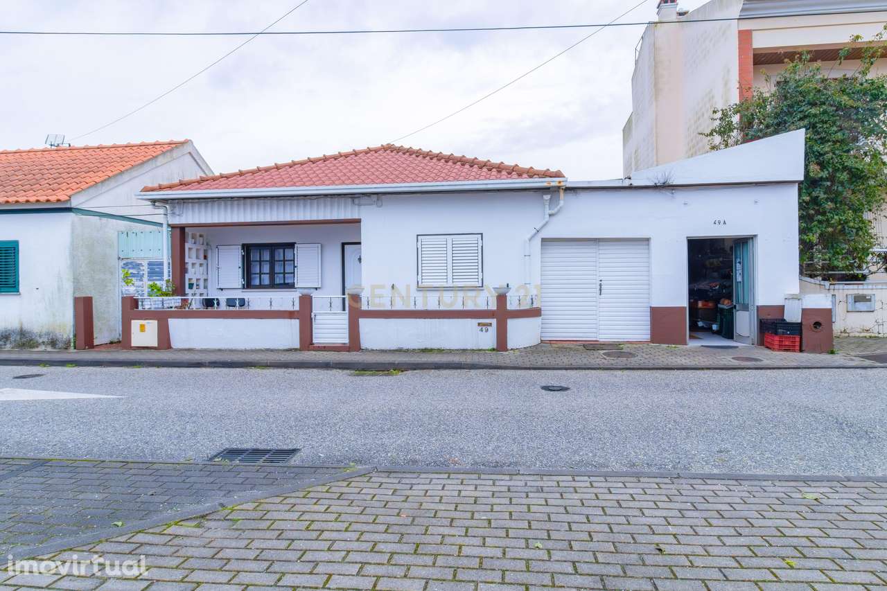 Venda de Moradia, Comércio e Oficina Automóvel na Marinha Grande - Grande imagem: 2/31
