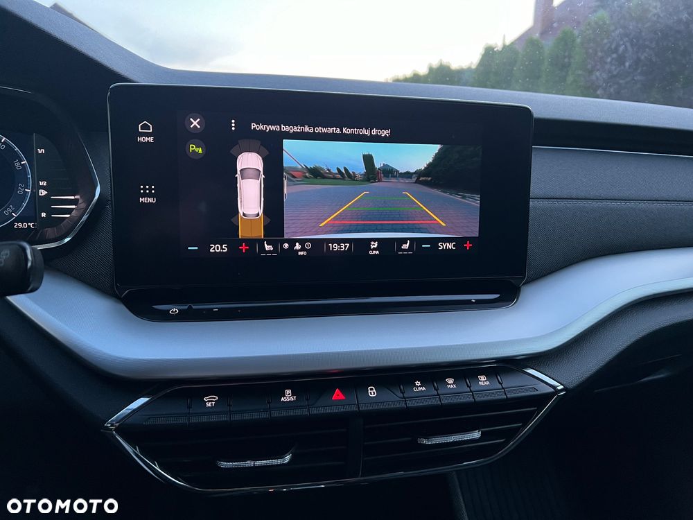 Skoda Octavia 2.0 TDI Style DSG - 24