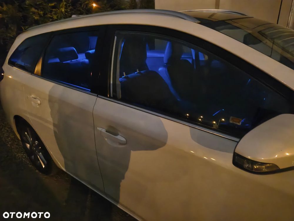 Toyota Auris - 6