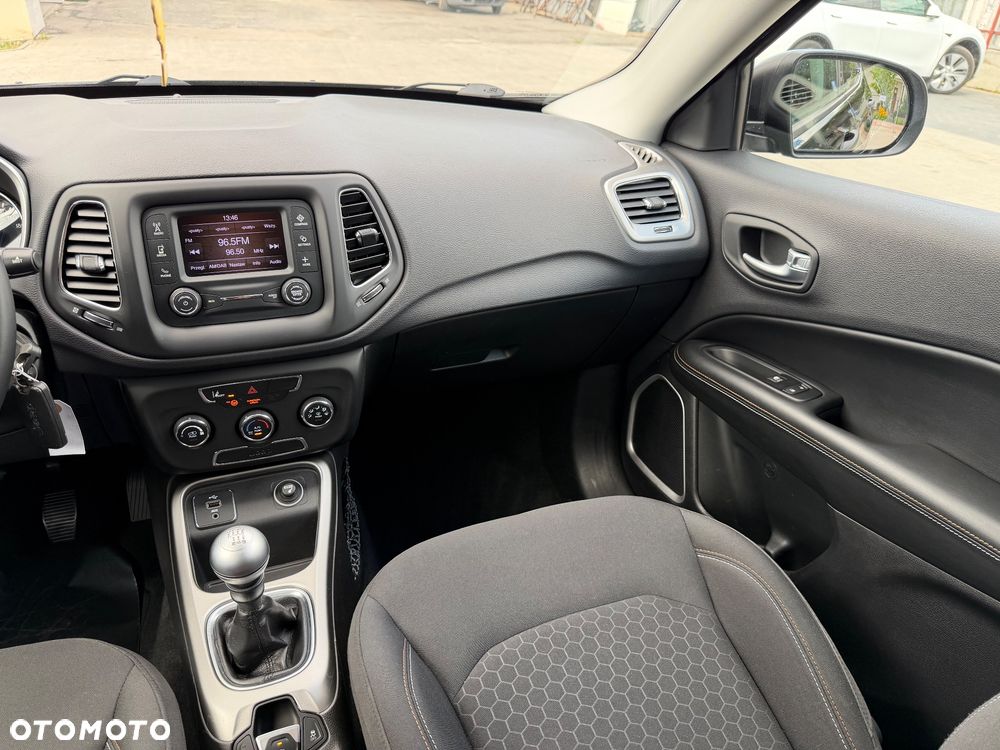 Jeep Compass 1.4 MultiAir Sport - 21