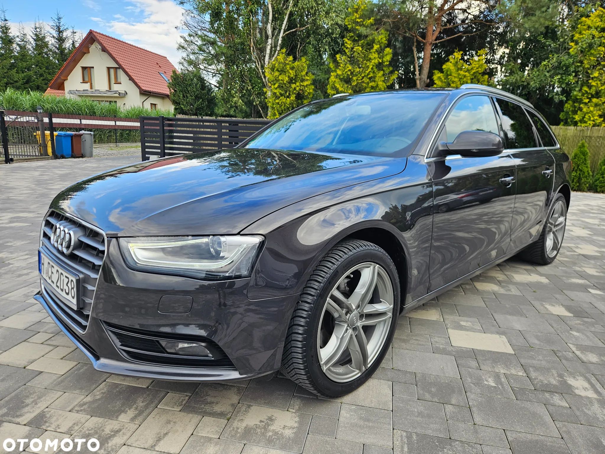 Audi A4 - 1