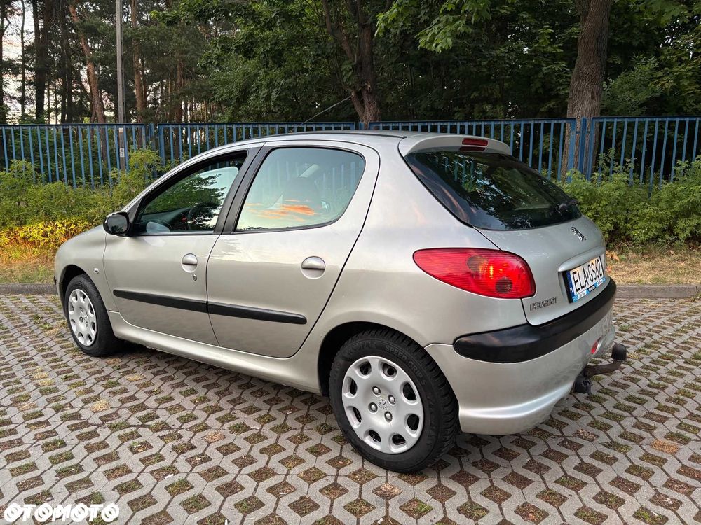 Peugeot 206 - 4