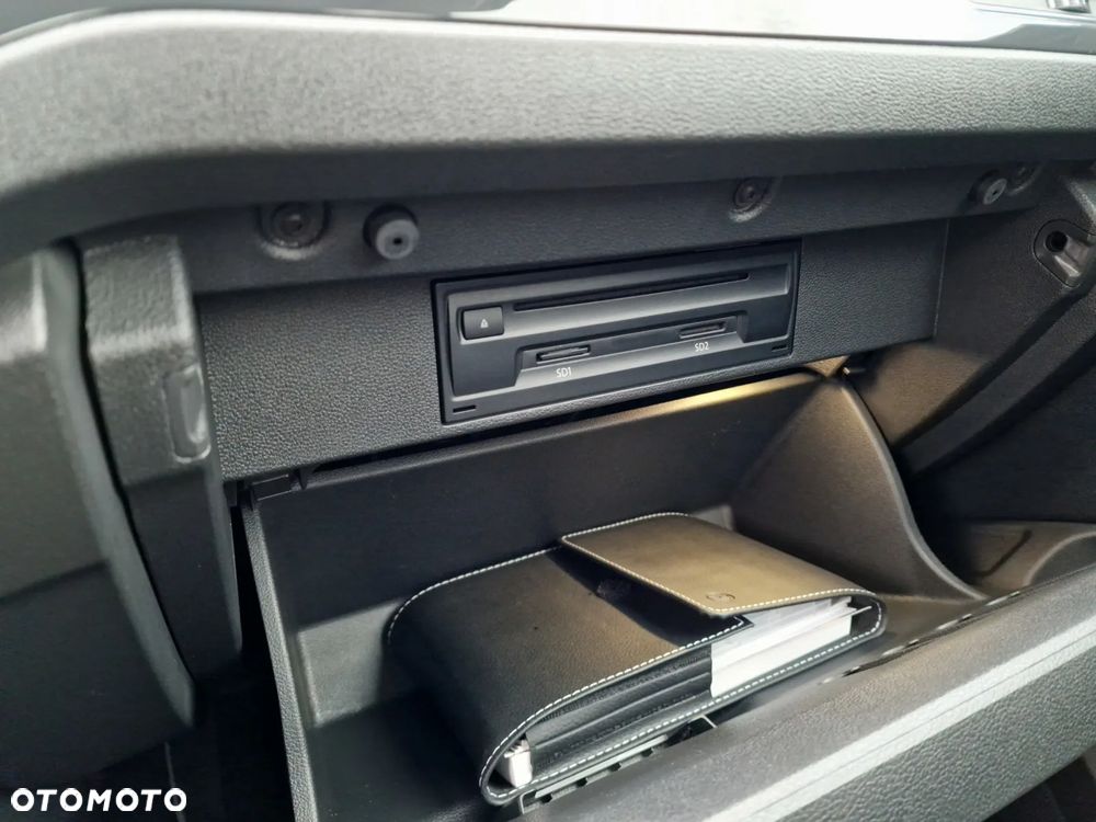 Volkswagen T-Roc 2.0 TDI SCR DSG Sport - 35