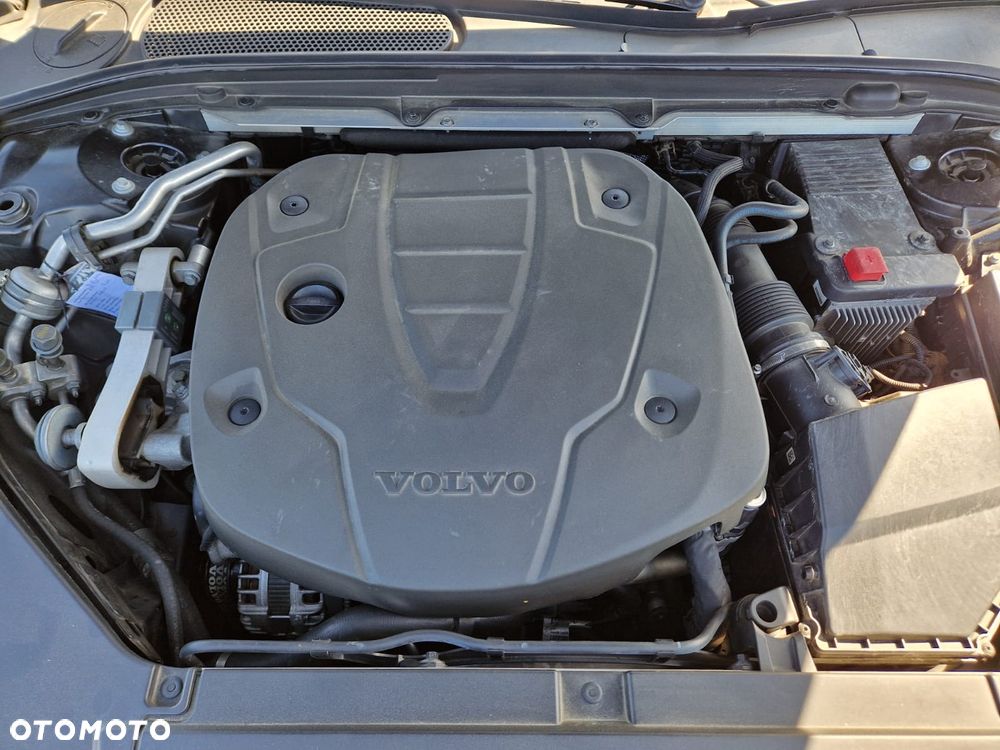 Volvo V90 D5 SCR AWD Inscription - 23