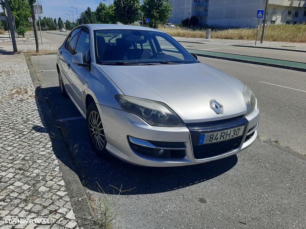 Renault Laguna - 8