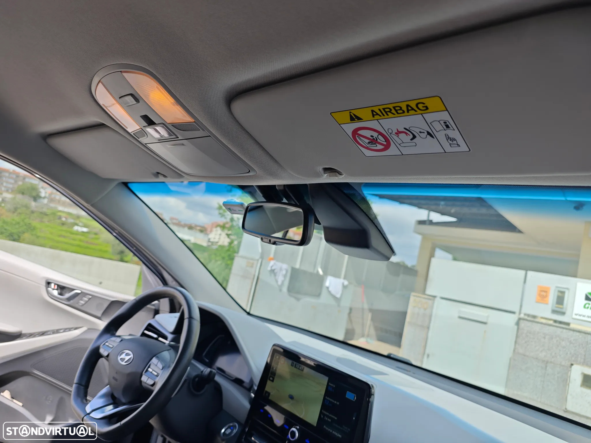 Hyundai Ioniq 1.6 GDI HEV Pack Plus - 32