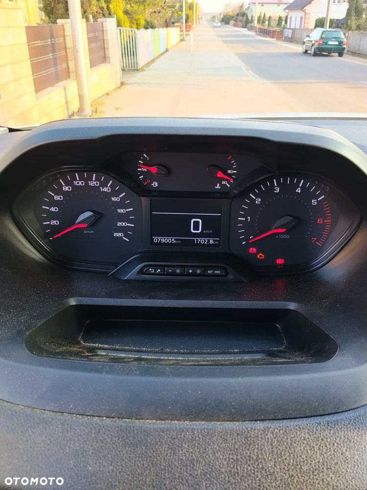 Peugeot Partner - 17