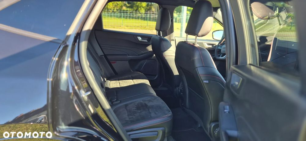 Ford Kuga 2.0 EcoBlue Hybrid ST-LINE - 10