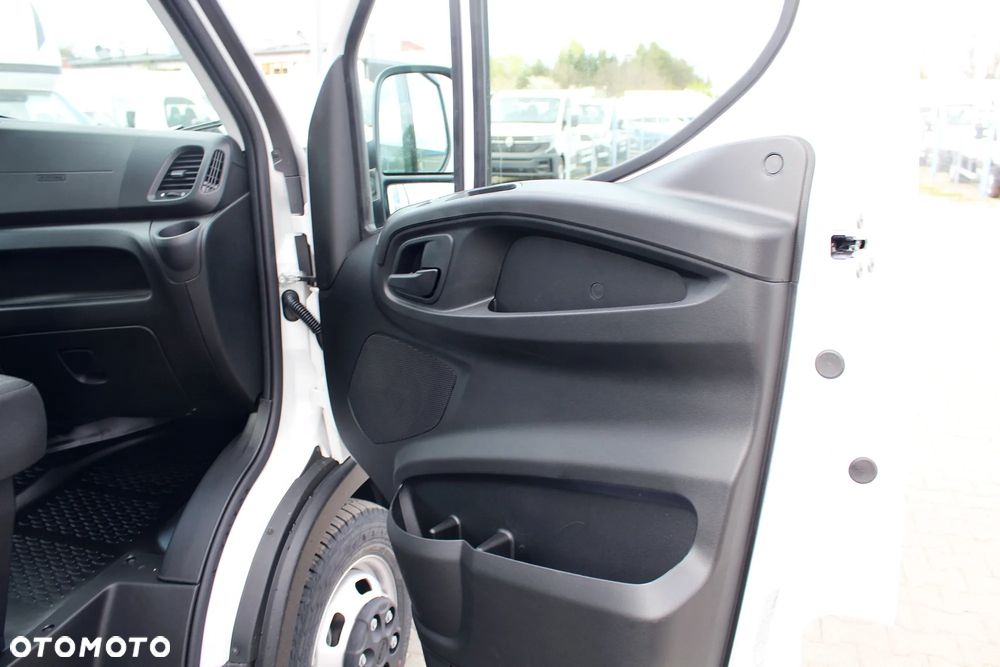 Iveco 35C21 Hi-Matic - 21