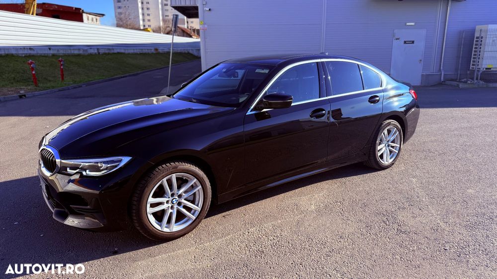 BMW Seria 3 330i xDrive Aut. Sport Line - 30