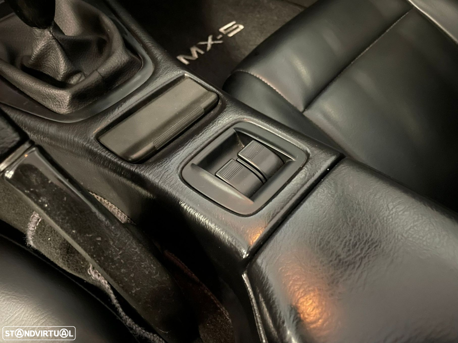 Mazda MX-5 1.6 16V - 18