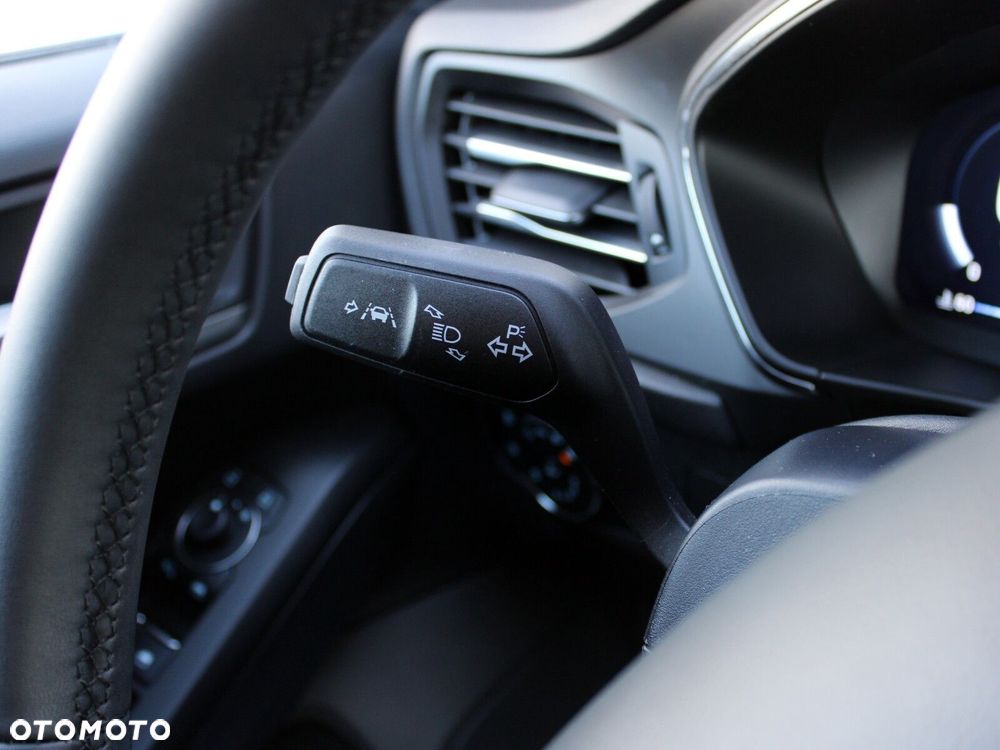 Ford Focus 1.5 EcoBlue Titanium X - 29