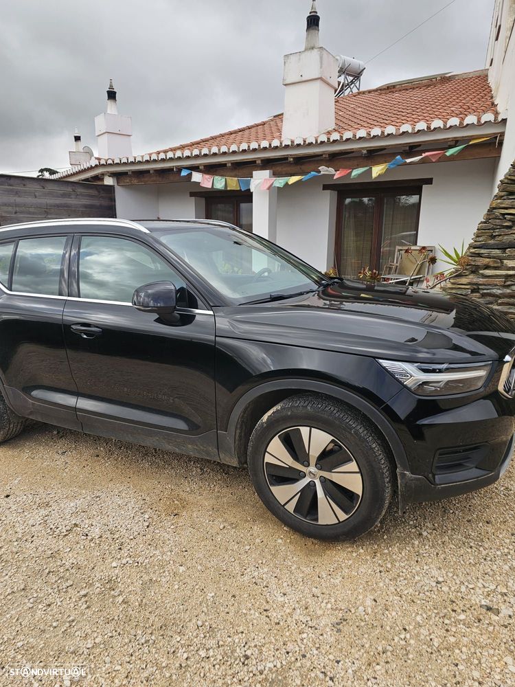 Volvo XC 40 1.5 T5 PHEV Momentum Plus - 4