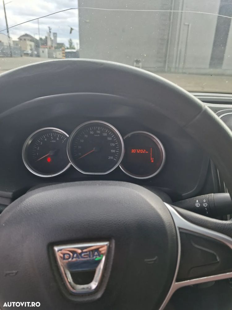 Dacia Logan - 9