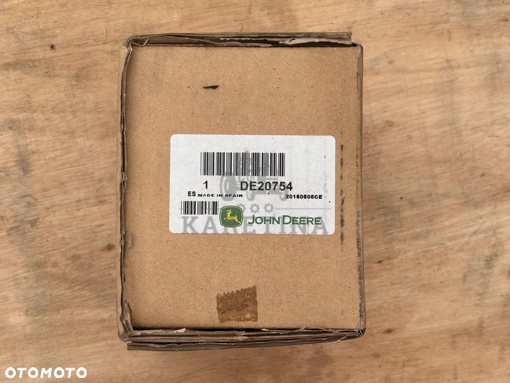 John Deere S550 S760 S780 T550 S790 T550 W540 Zawór Hydrauliczny DE20754 AXE58691 - 1