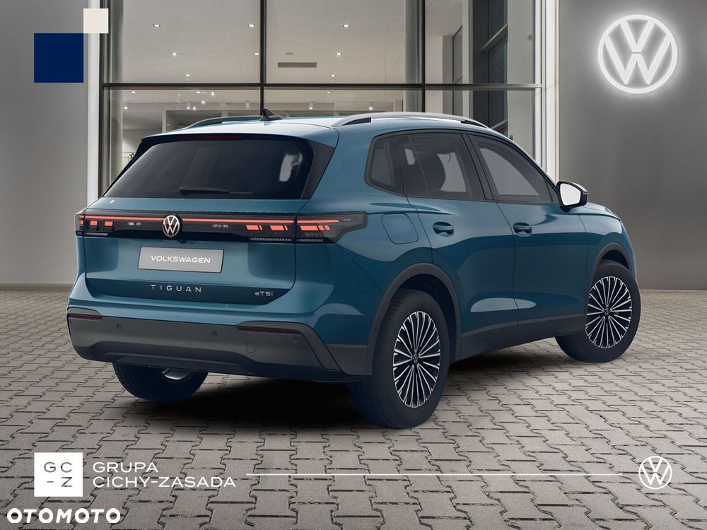 Volkswagen Tiguan - 5