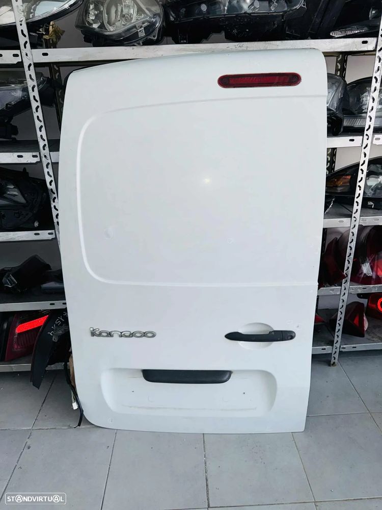 Porta Trás Esquerda Renault Kangoo - 08/18 - 2